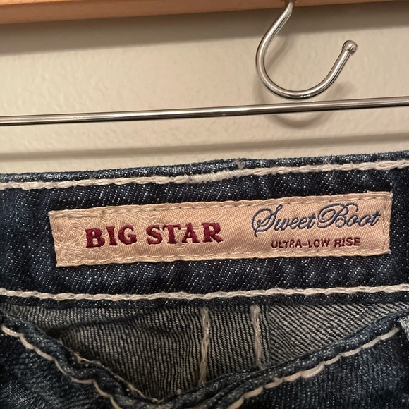 Boot CUT!! Blue jeans!! The brand is Big Star!! - Picture 2 of 5